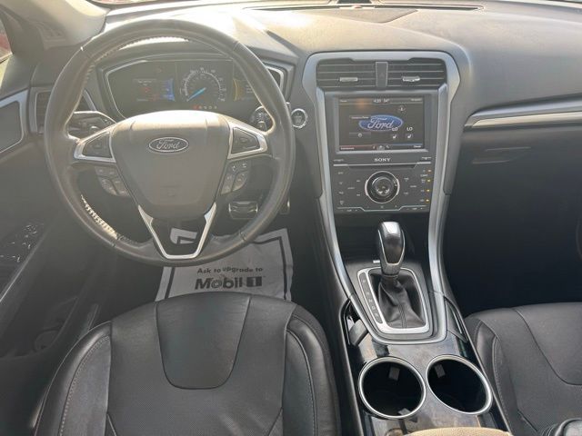 2013 Ford Fusion Titanium photo 15