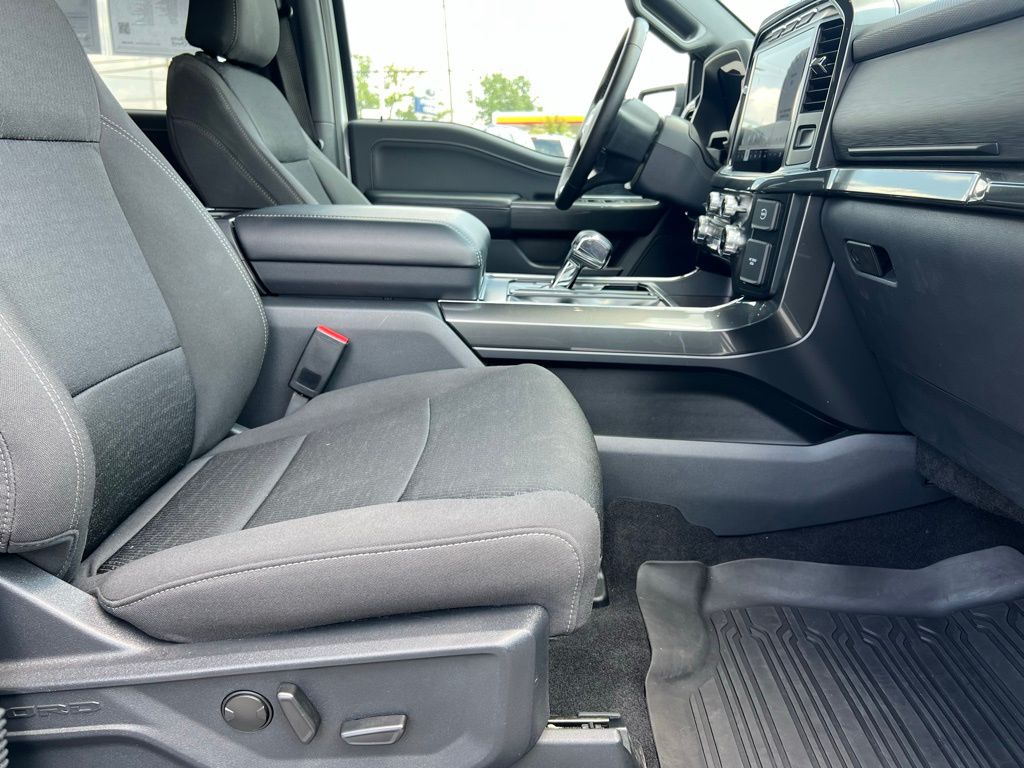 2023 Ford F-150 XLT photo 31