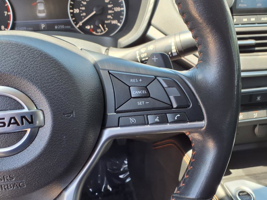 2022 Nissan Altima 2.5 SR photo 12