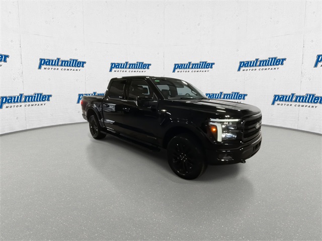 2025 Ford F-150 Lariat photo 2