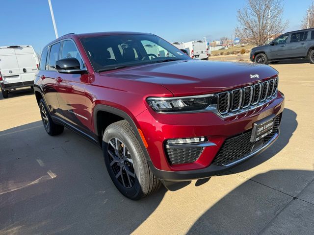 2025 Jeep Grand Cherokee Limited's photo