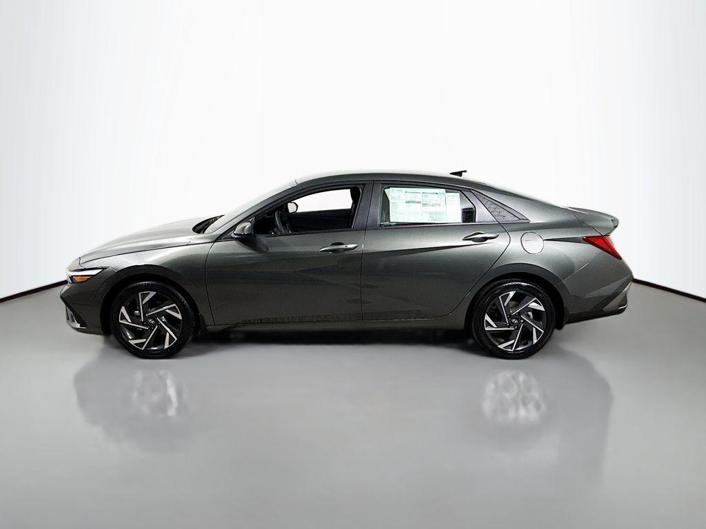 2025 Hyundai Elantra Hybrid SEL Sport photo 4