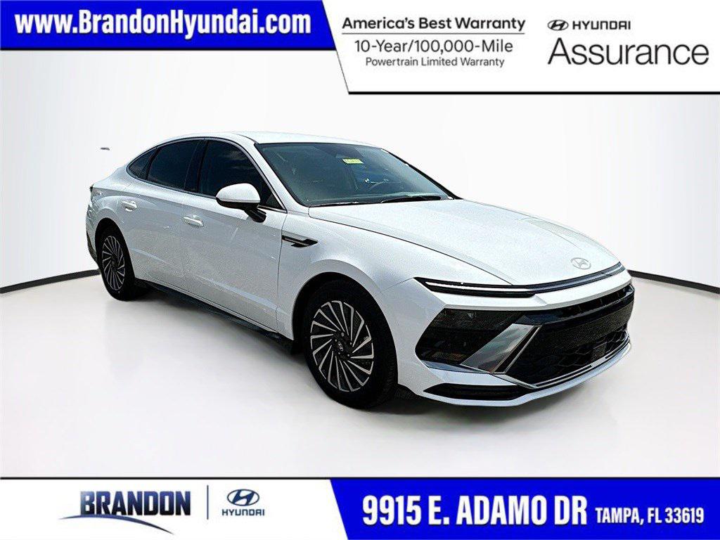 2025 Hyundai Sonata Hybrid SEL's photo