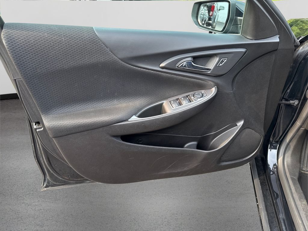 2024 Chevrolet Malibu 1LT photo 18