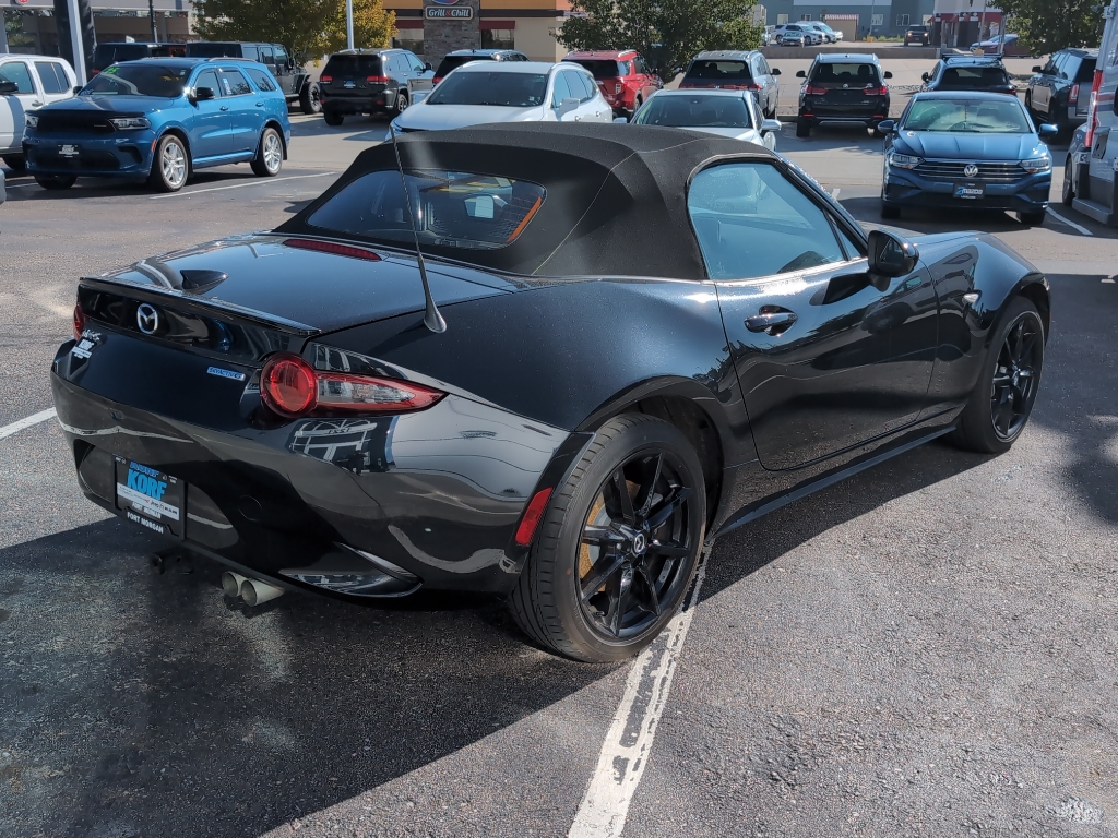2021 Mazda MX-5 Miata Miata photo 4