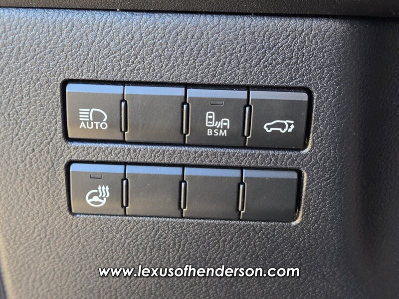 2021 Lexus NX 300h AWD photo 22