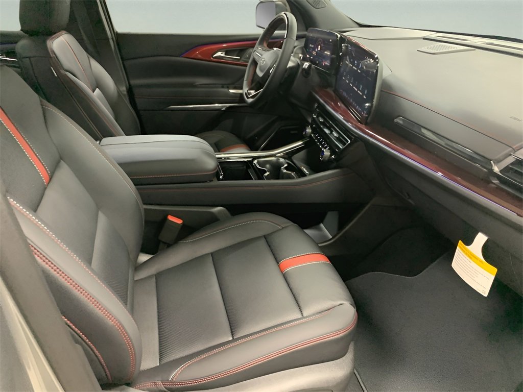 2026 Chevrolet Traverse RS photo 12
