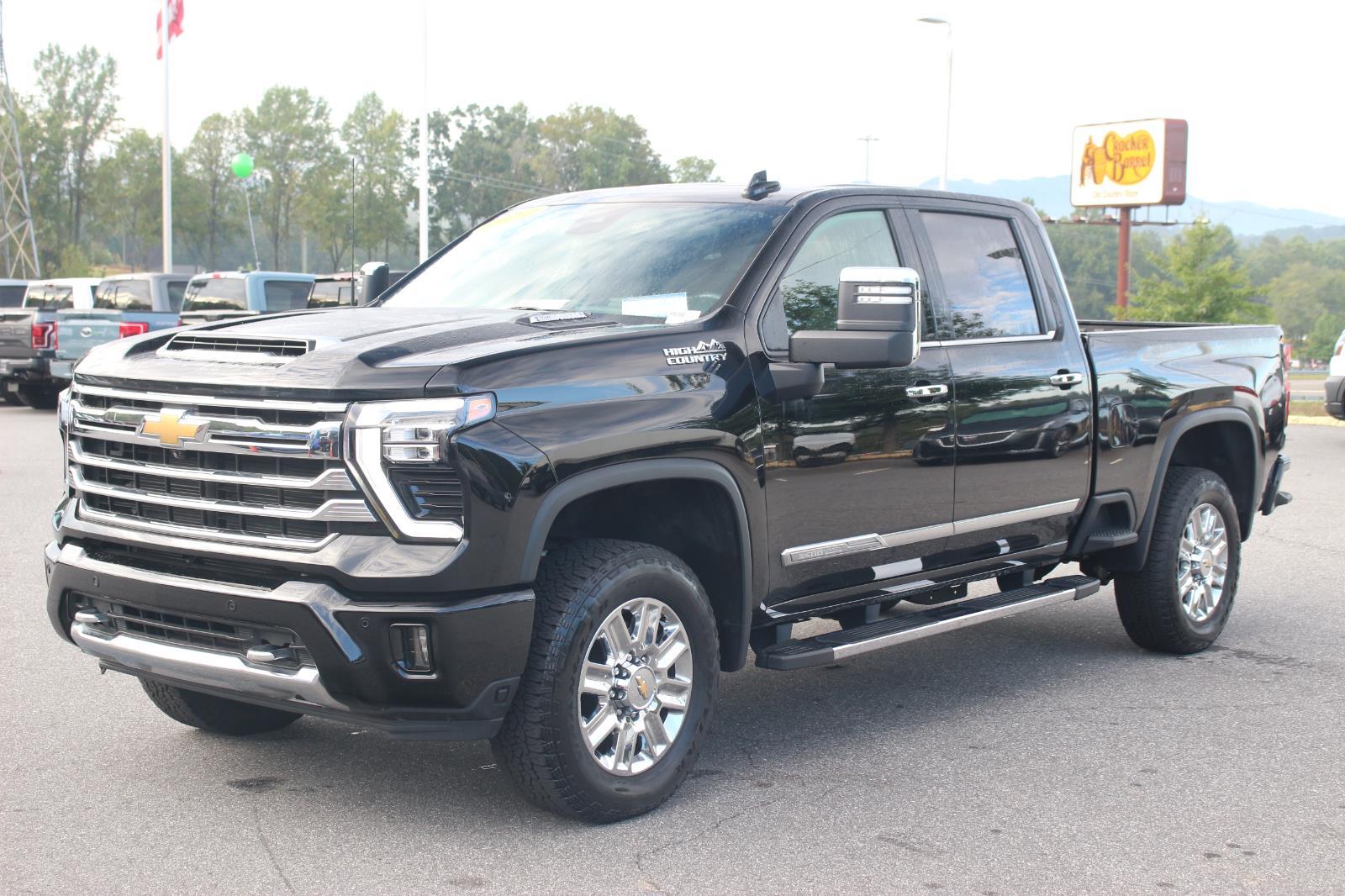 2024 Chevrolet Silverado 3500HD High Country photo 3