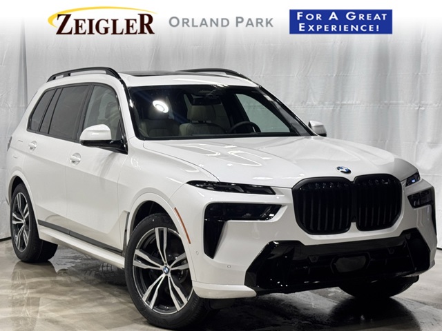 2026 BMW X7 40i's photo