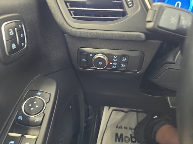 2021 Ford Escape SEL photo 19