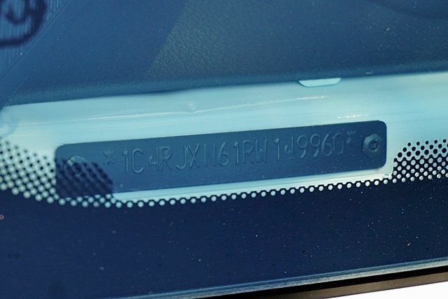 Used 2024 White Jeep Sport S 4xe image 35