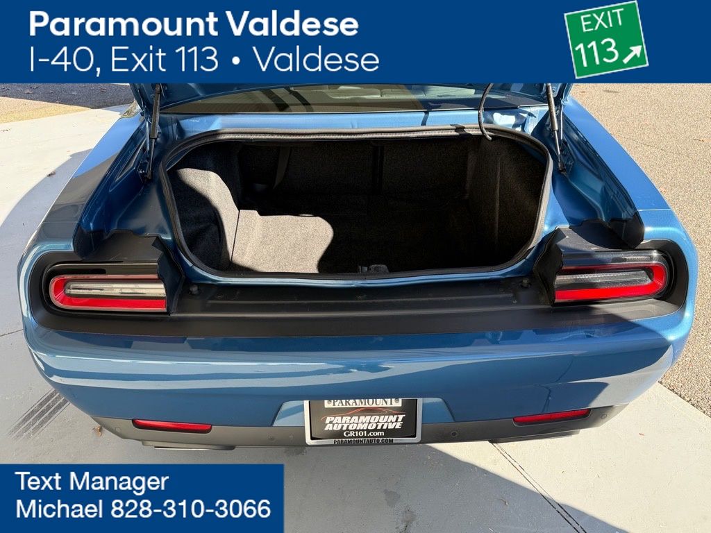 2021 Dodge Challenger R/T Scat Pack Widebody photo 3