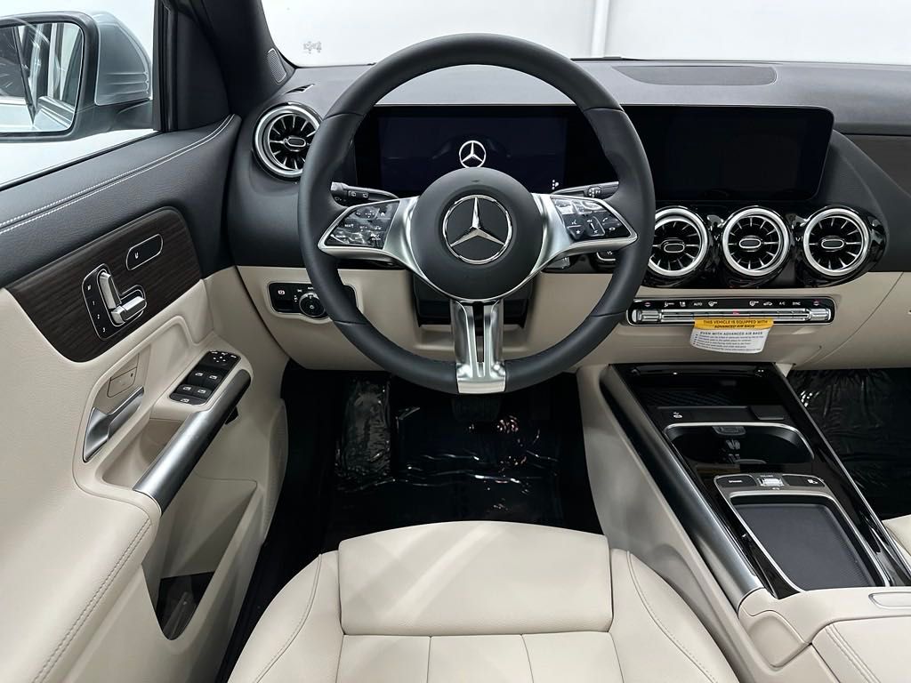 2025 Mercedes Benz GLA 250 photo 20