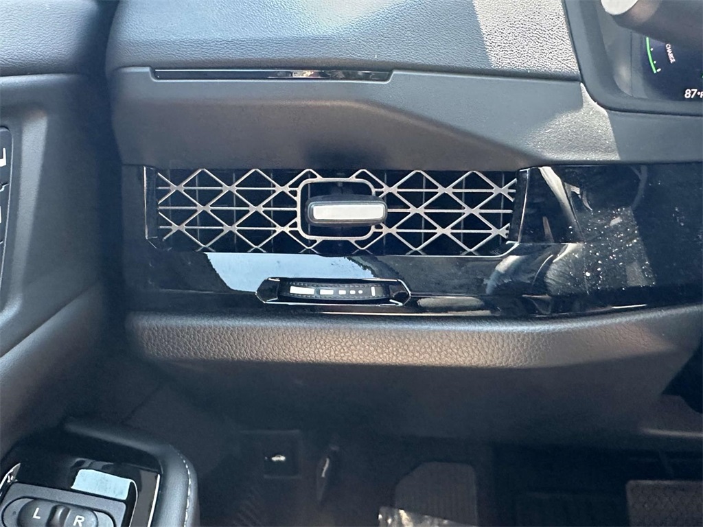 2024 Honda Accord Hybrid photo 21