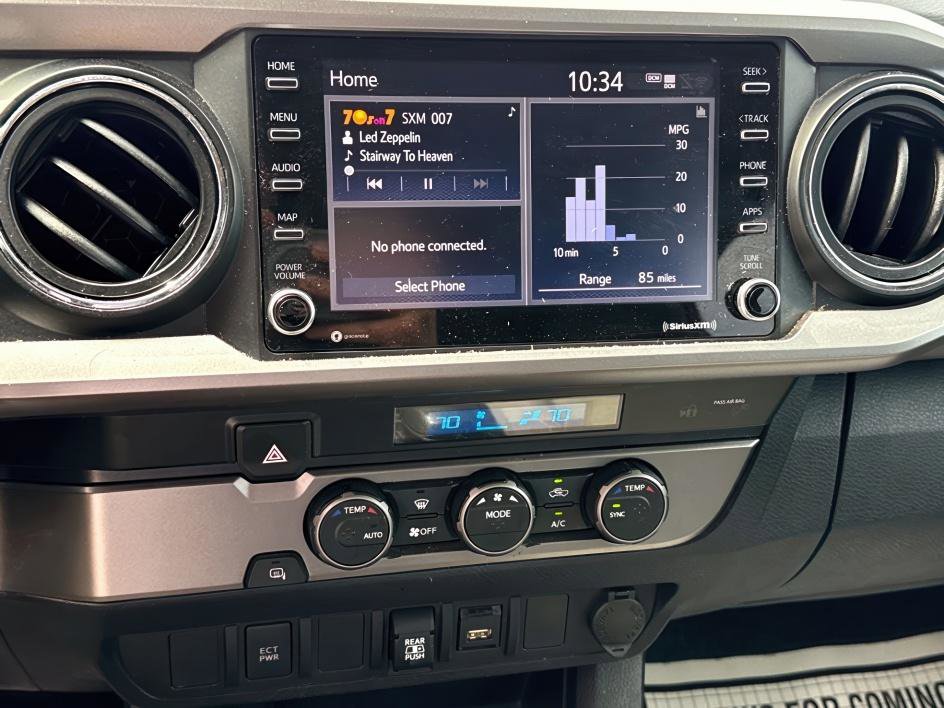 2021 Toyota Tacoma SR5 photo 14