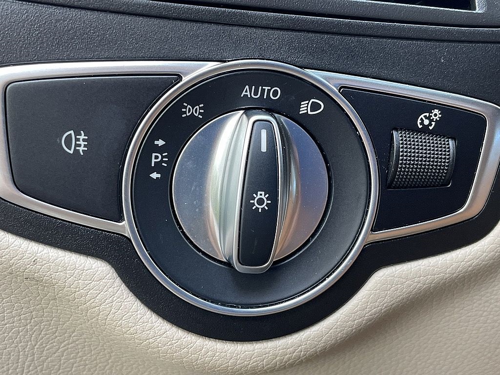 2021 Mercedes Benz GLC 300 4MATIC photo 20