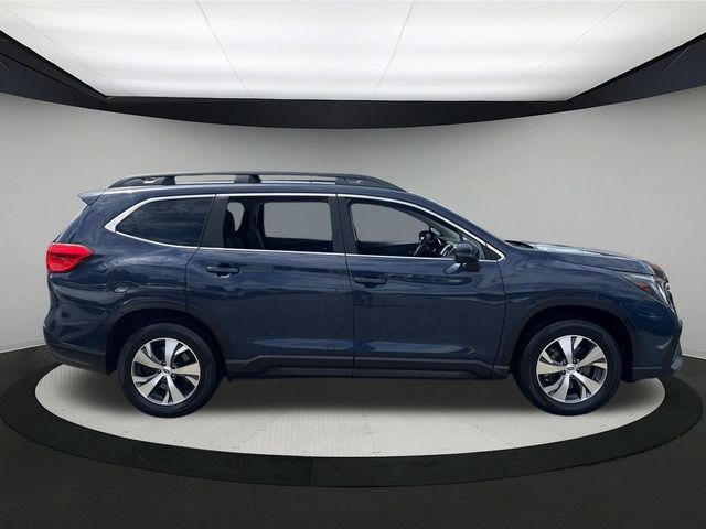2023 Subaru Ascent Premium photo 3