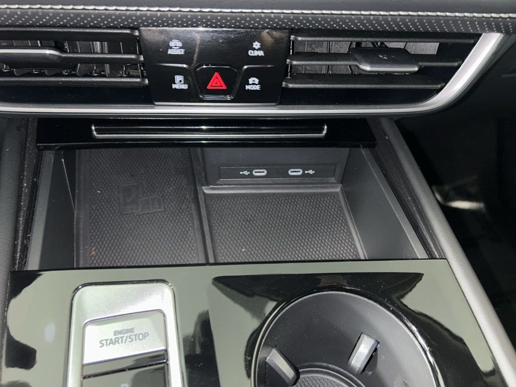 2024 Volkswagen Atlas SE Technology photo 17