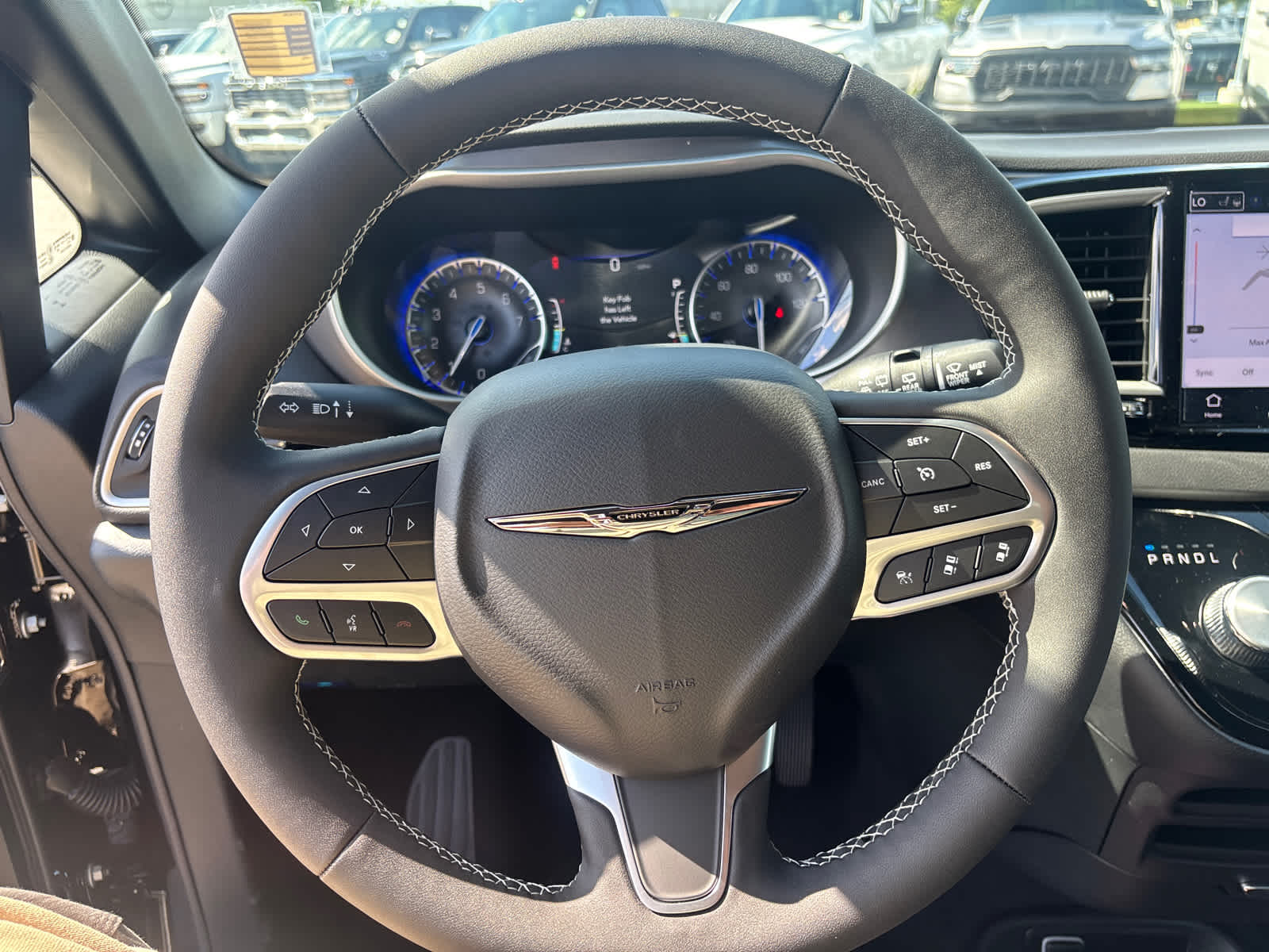 2025 Chrysler Voyager LX photo 21