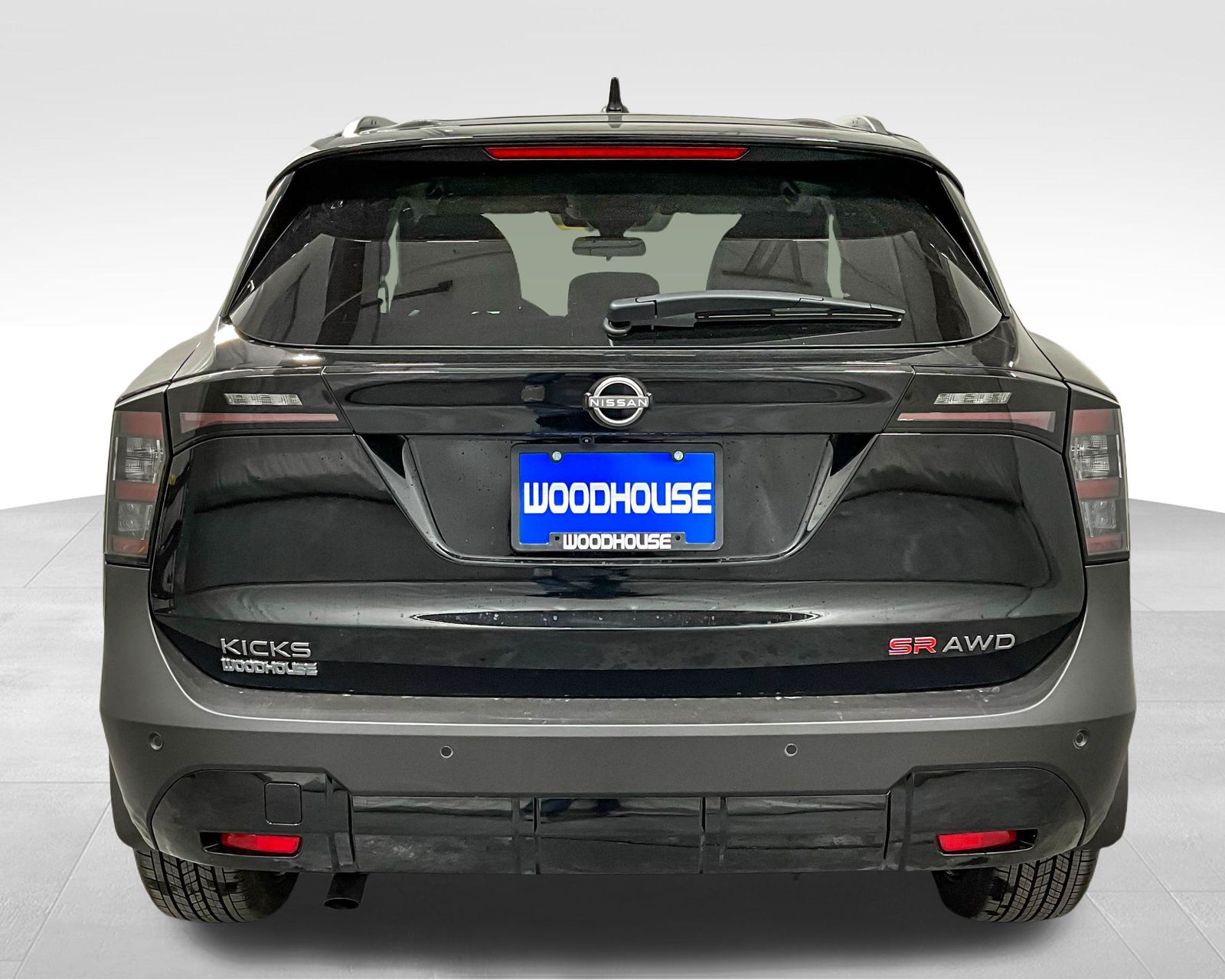 2025 Nissan Kicks SR photo 6