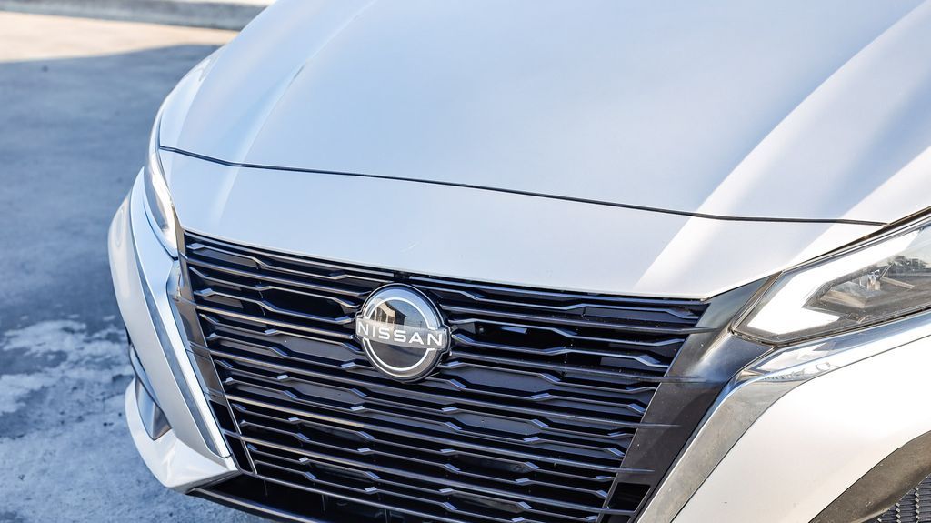2023 Nissan Altima 2.5 SL photo 4