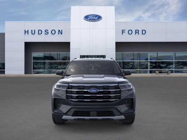 2025 Ford Explorer photo 6