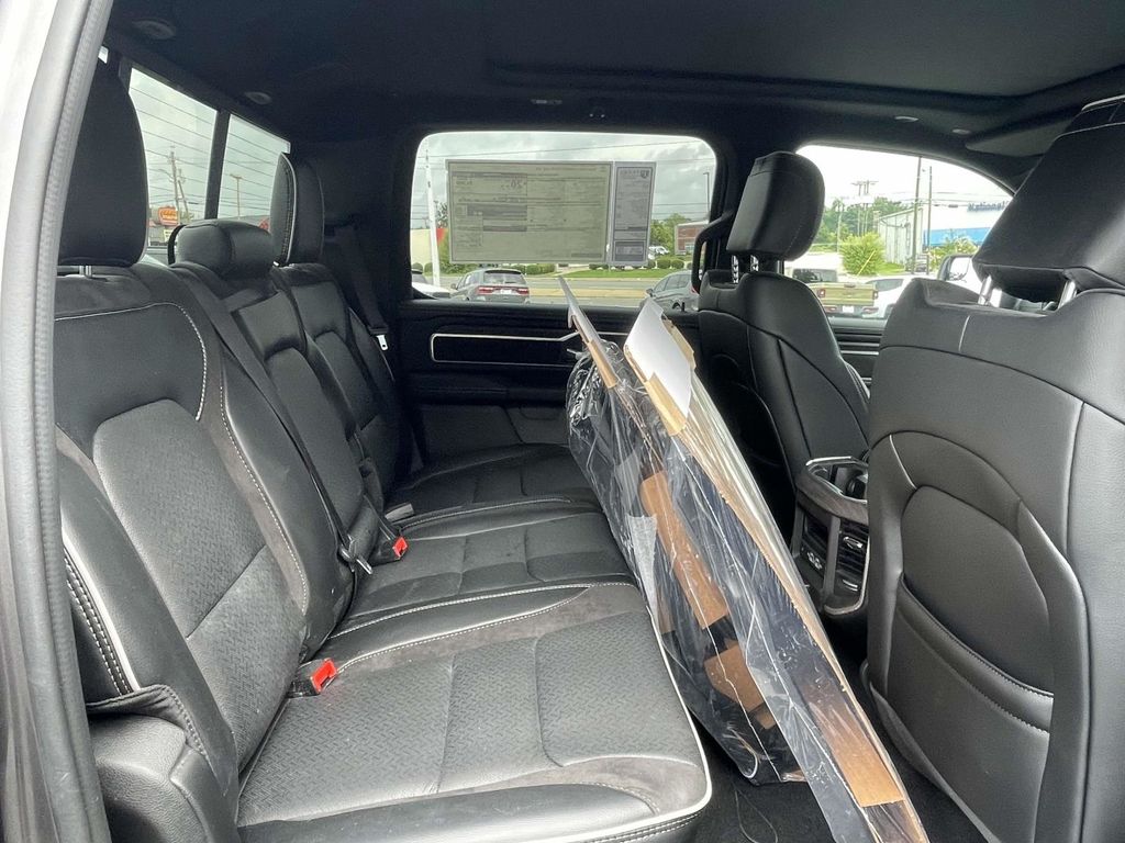 2026 Ram 1500 Laramie photo 14