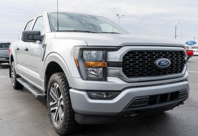 2023 Ford F-150 Lariat photo 4