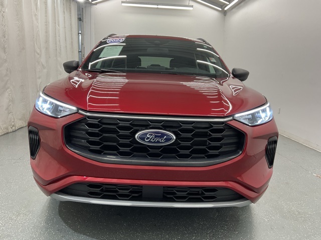 2024 Ford Escape ST-Line photo 3