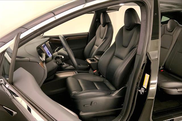 2020 Tesla Model X Long Range photo 10