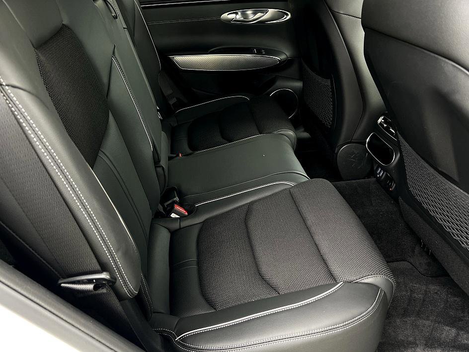 2025 Genesis GV70 3.5T Sport photo 26