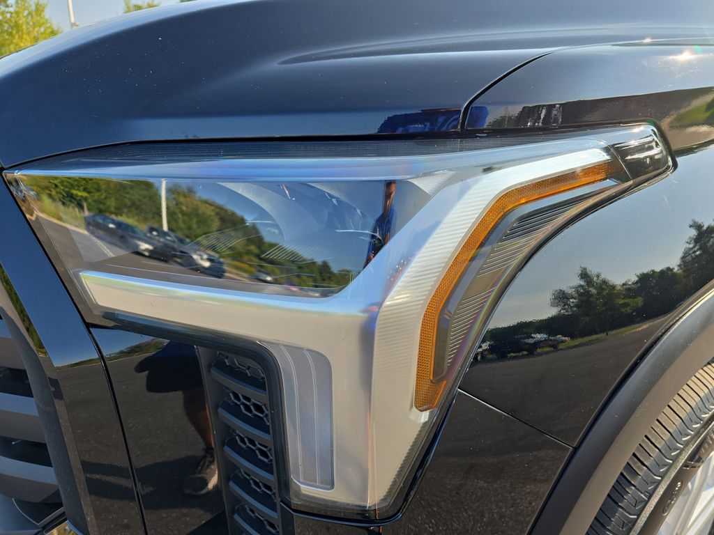 2023 Toyota Tundra SR5 photo 30