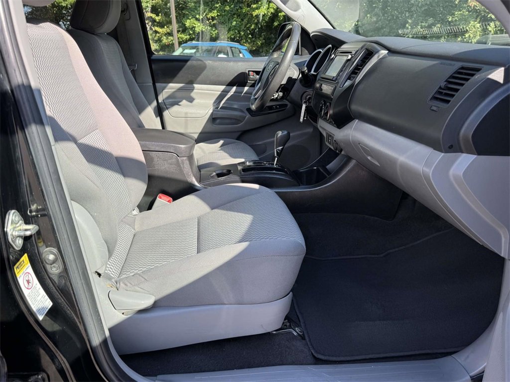 2015 Toyota Tacoma PreRunner photo 13