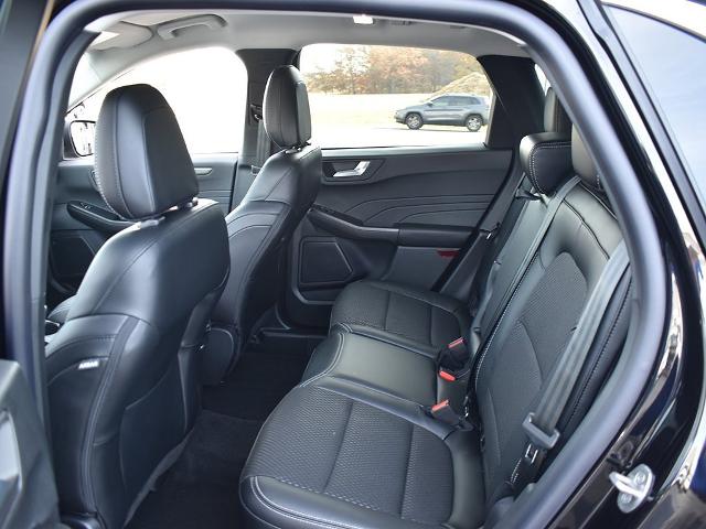 2025 Ford Escape Plug-In Hybrid photo 3