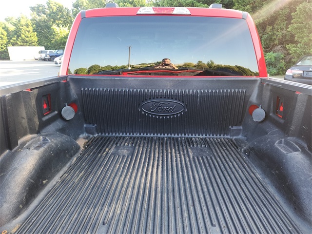 2021 Ford F-150 XLT photo 17