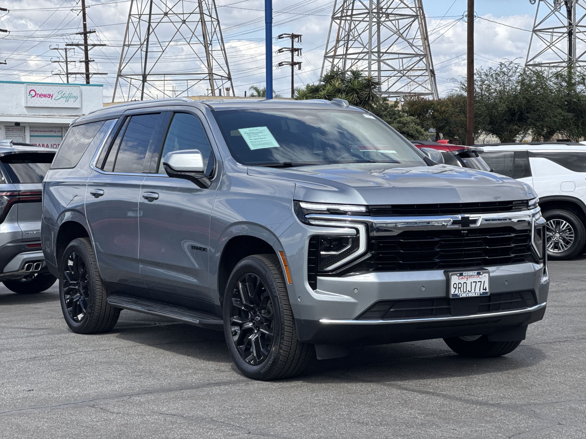 2025 Chevrolet Tahoe LS photo 3