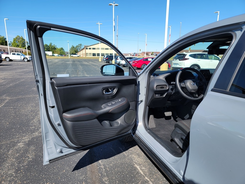 2026 Honda HR-V Sport photo 17