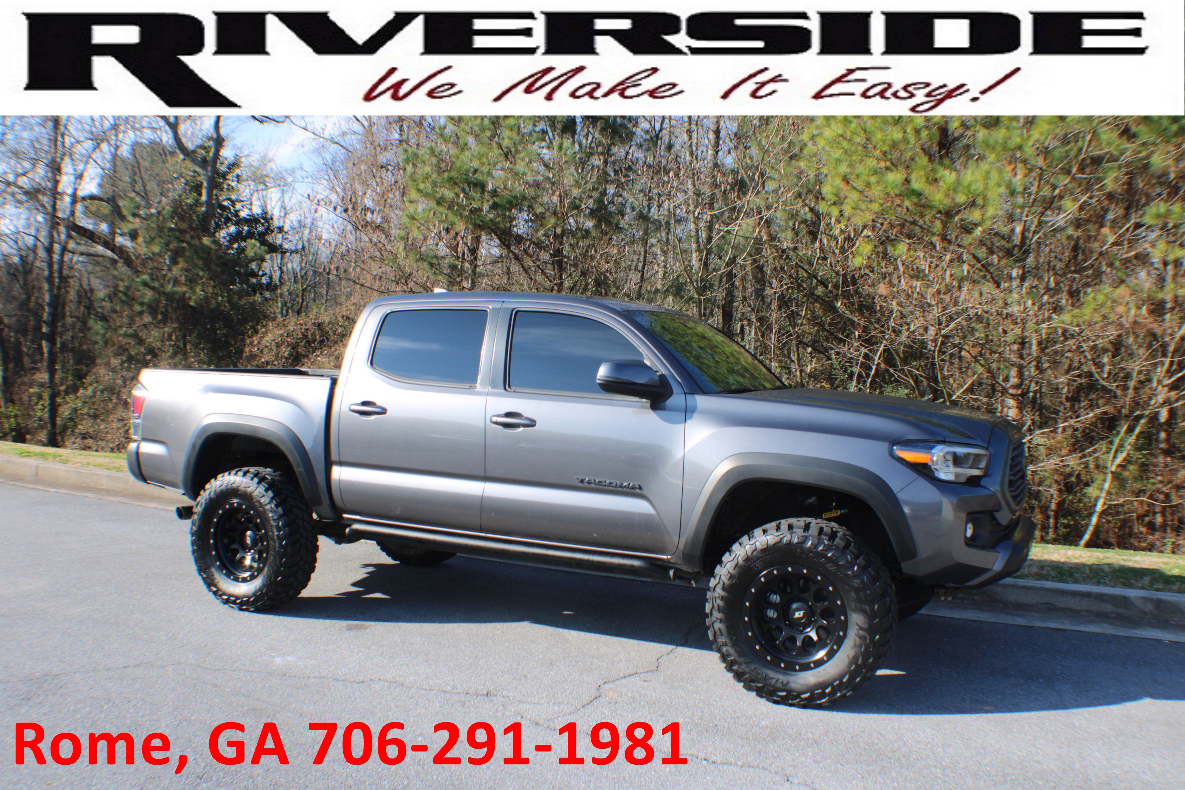 2021 Toyota Tacoma TRD Off Road's photo