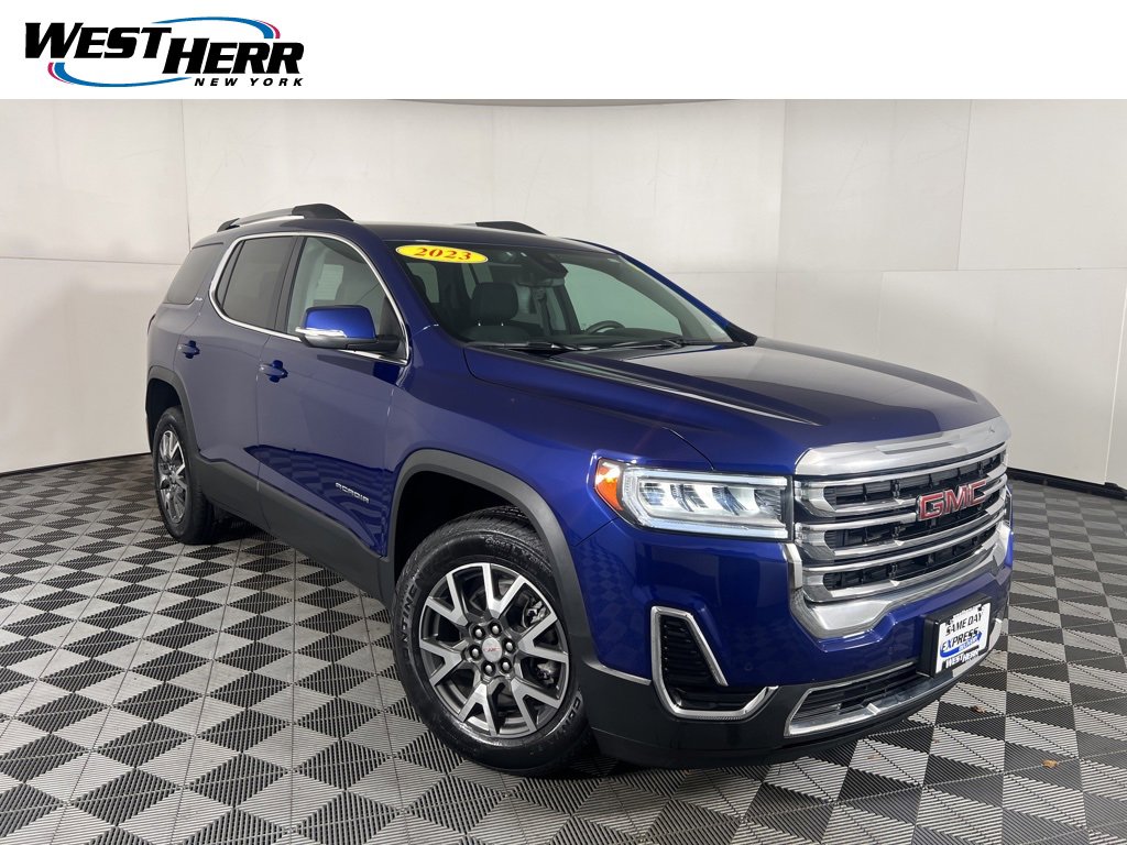 2023 GMC Acadia SLE's photo