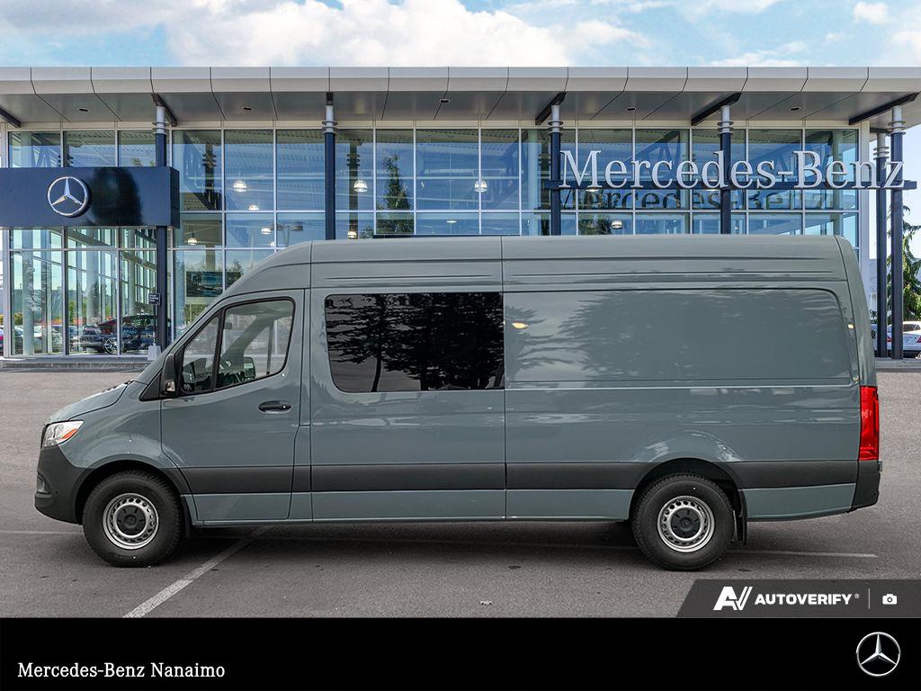 2025 Mercedes-Benz Sprinter Crew Van