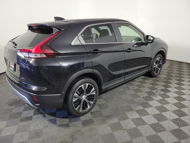 2022 Mitsubishi Eclipse Cross SEL photo 6