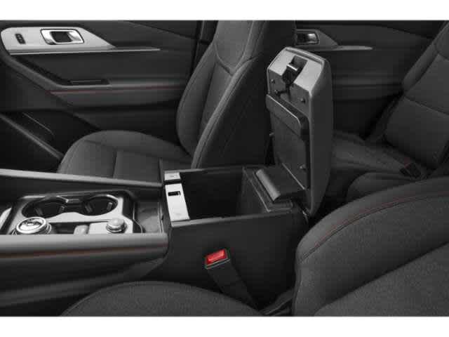 2025 Ford Explorer photo 10