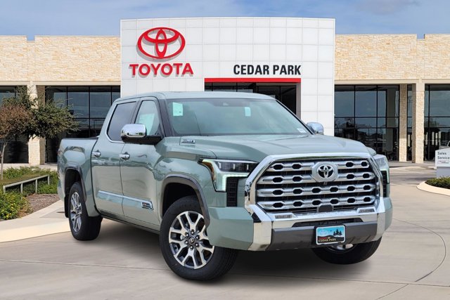 2025 Toyota Tundra Platinum CrewMax photo 14