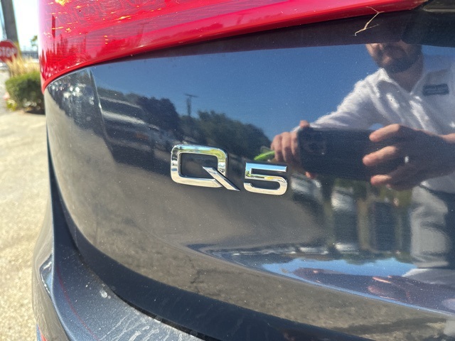 2012 Audi Q5 2.0T Premium photo 3
