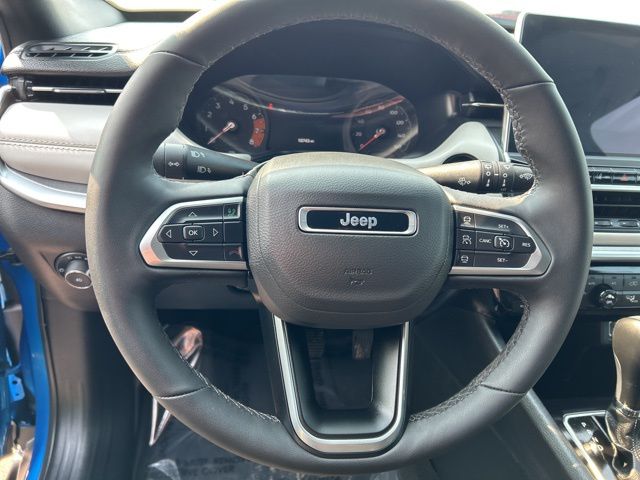 2025 Jeep Compass Limited photo 9