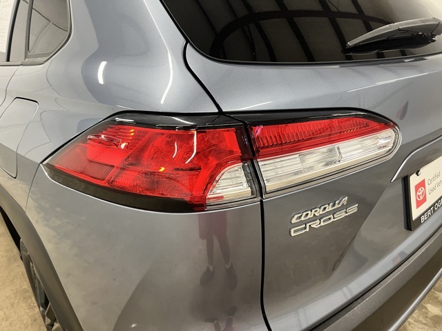 2023 Toyota Corolla Cross LE photo 7