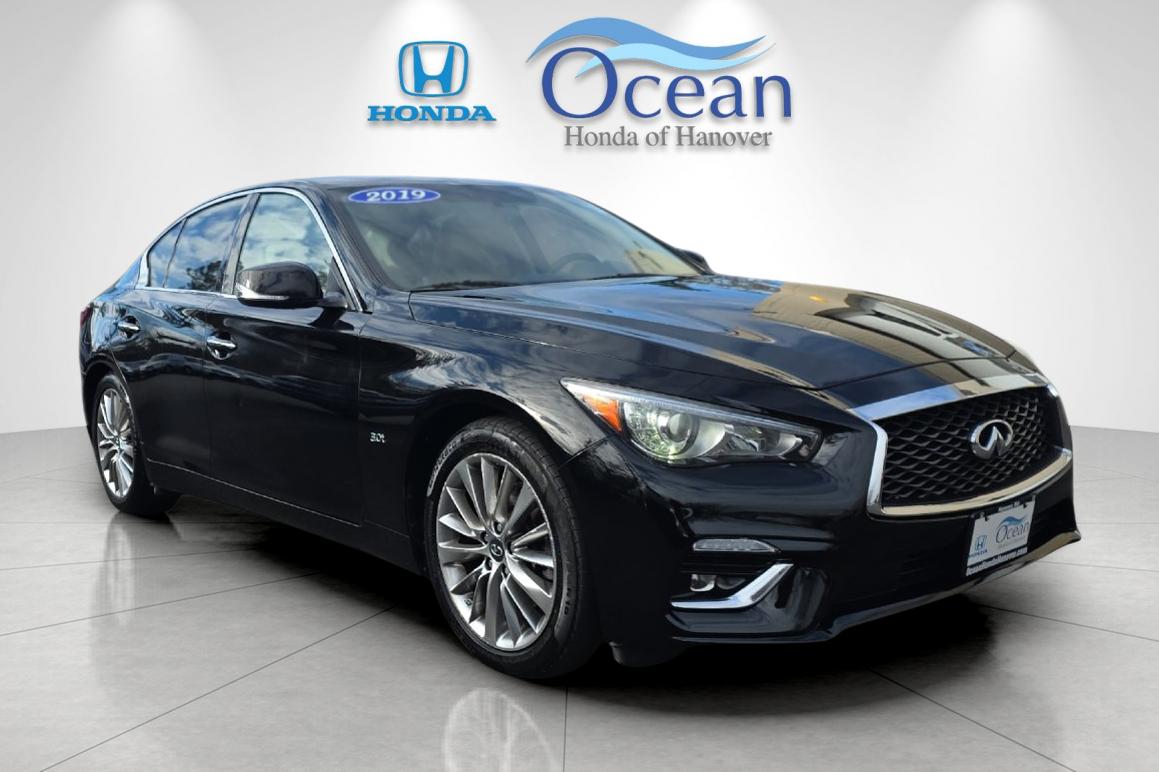 2019 INFINITI Q50 LUXE