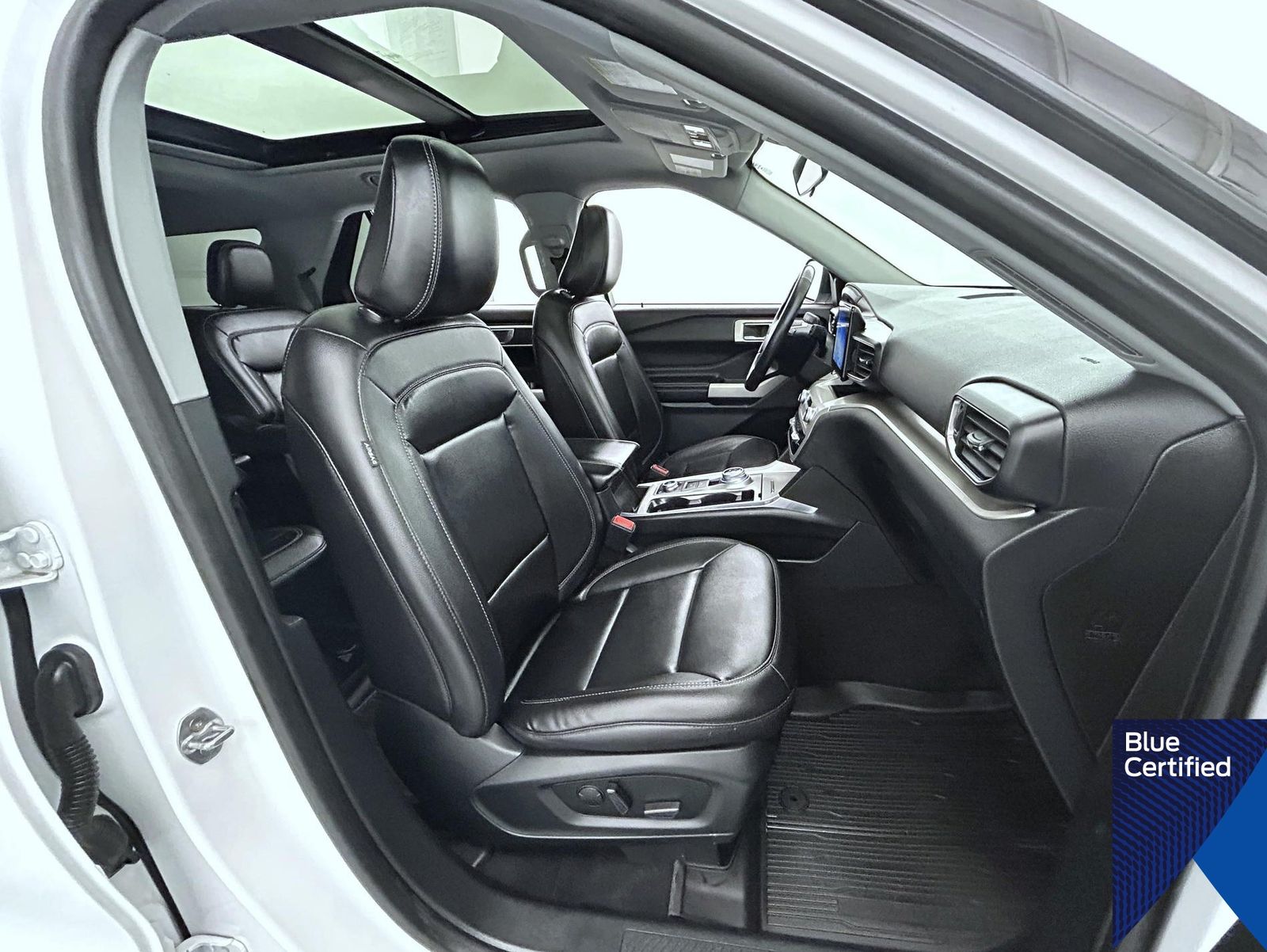 2021 Ford Explorer XLT photo 14
