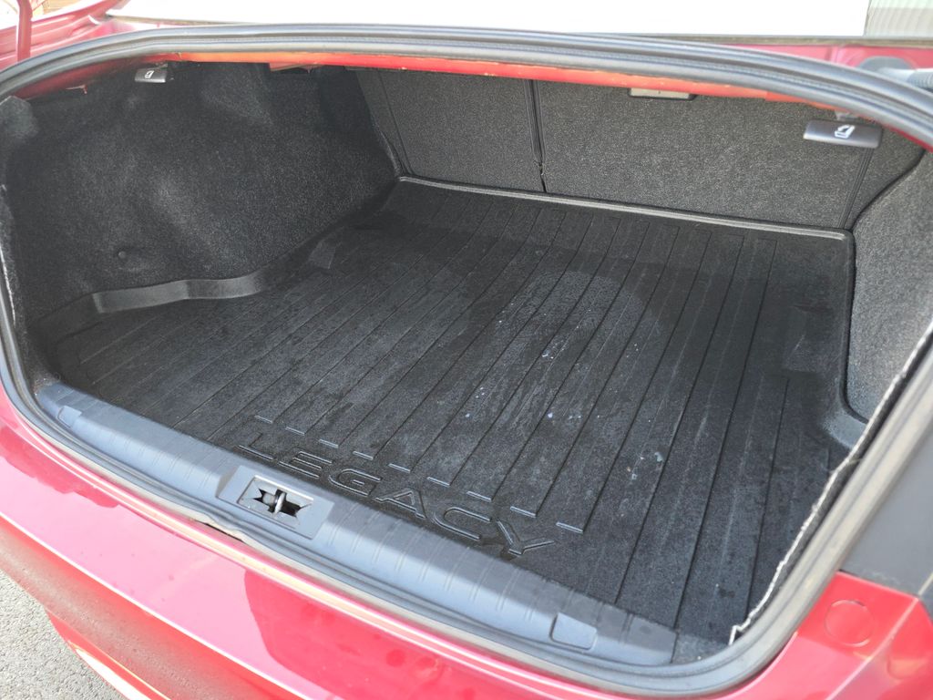 2016 Subaru Legacy 2.5i Premium photo 17