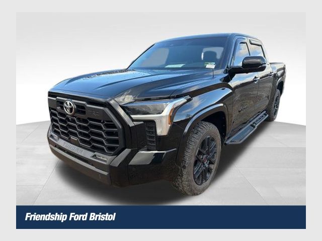 2024 Toyota Tundra SR5's photo